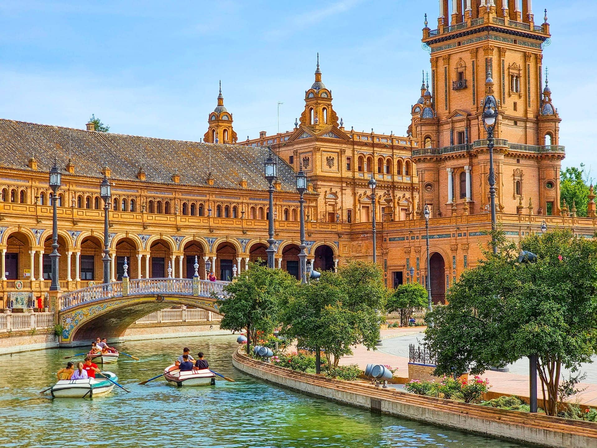 International students studying in the USA from Spain